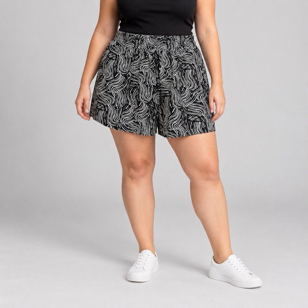 A New Day Women’s XL Black/White Abstract Linen Rayon Shorts Pockets